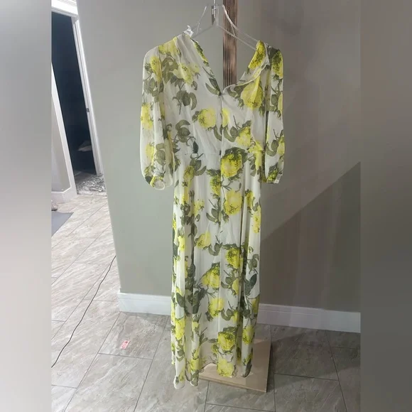 Calvin Klein Yellow Floral Chiffon Wrap Midi Dress Womenโs Size 6 - Picture 8 of 8